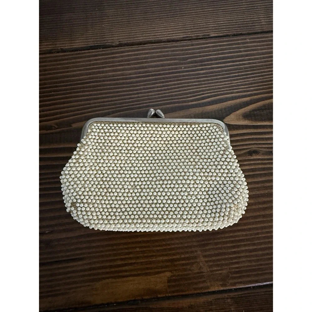 vintage St. Thomas white plastic mesh‎ Coin clutch Purse change wallet